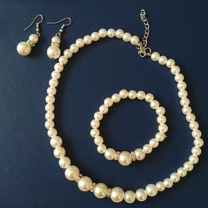 Pearl set - faux pearl